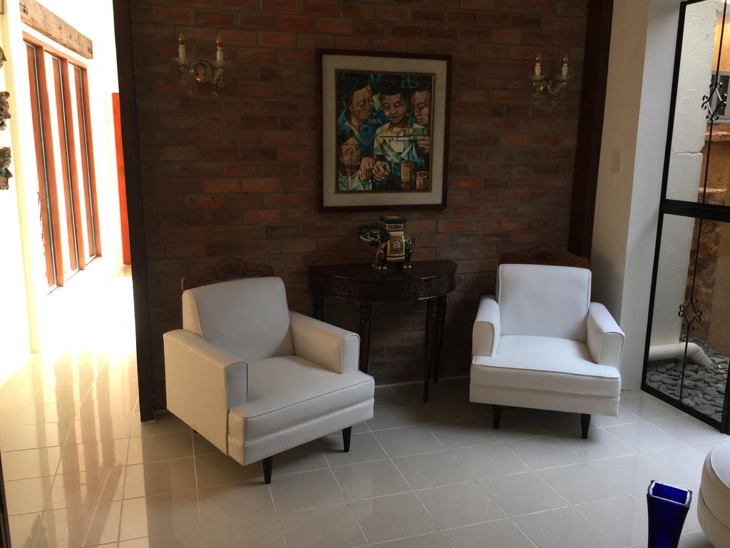 לינה וארוחת בוקר לגאזפי Casa Roces מראה חיצוני תמונה