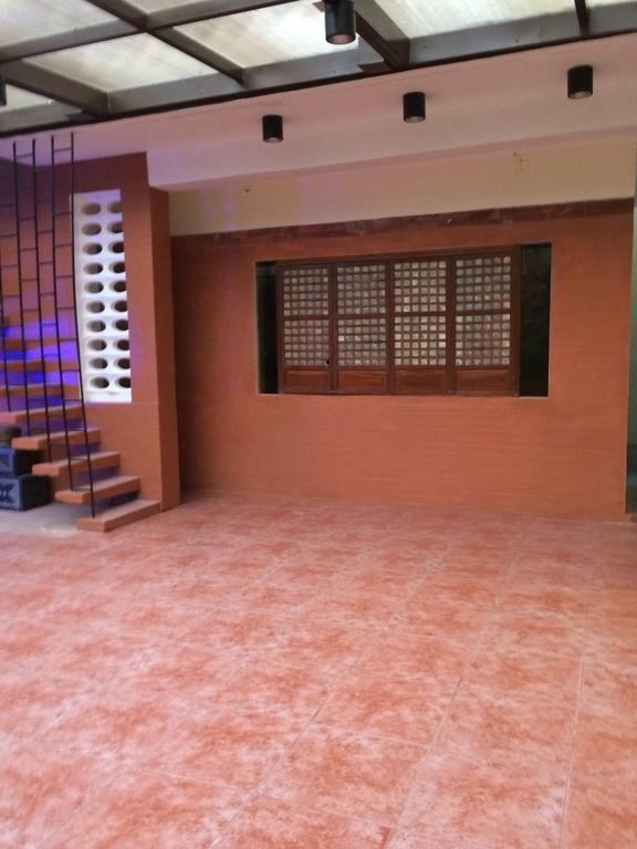 לינה וארוחת בוקר לגאזפי Casa Roces מראה חיצוני תמונה