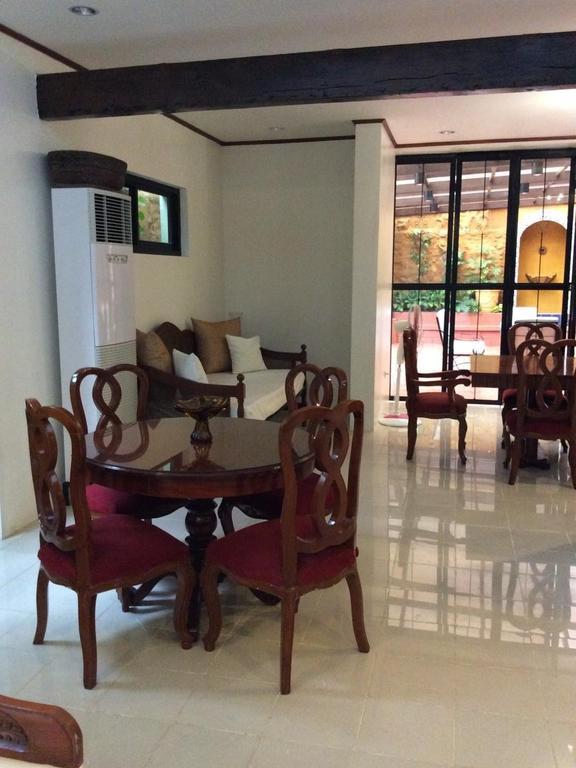לינה וארוחת בוקר לגאזפי Casa Roces מראה חיצוני תמונה